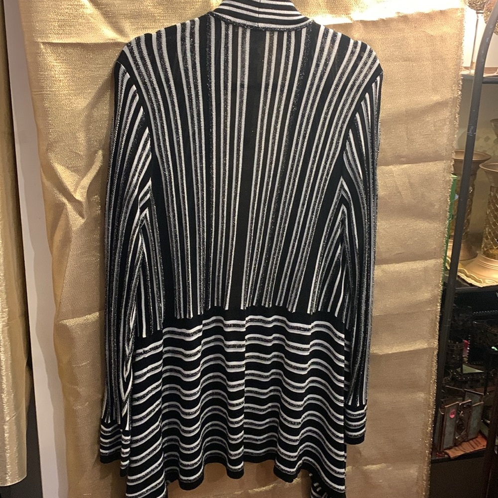 Cardigan - Picture 6 of 8